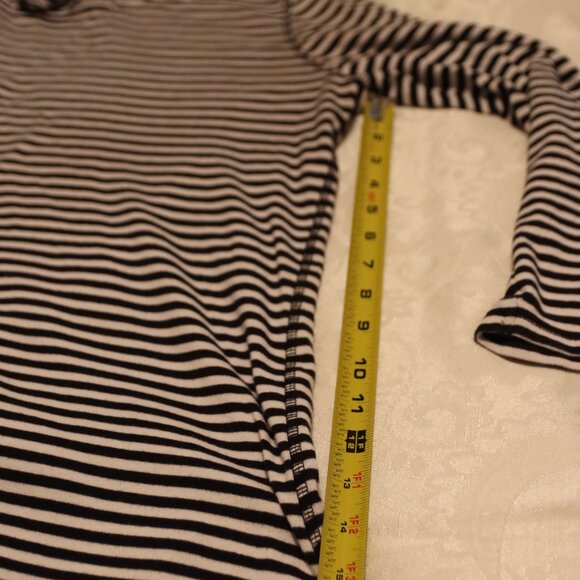 Eddie Bauer Black and White Stripped hoodie Size 2XL - Picture 8 of 13